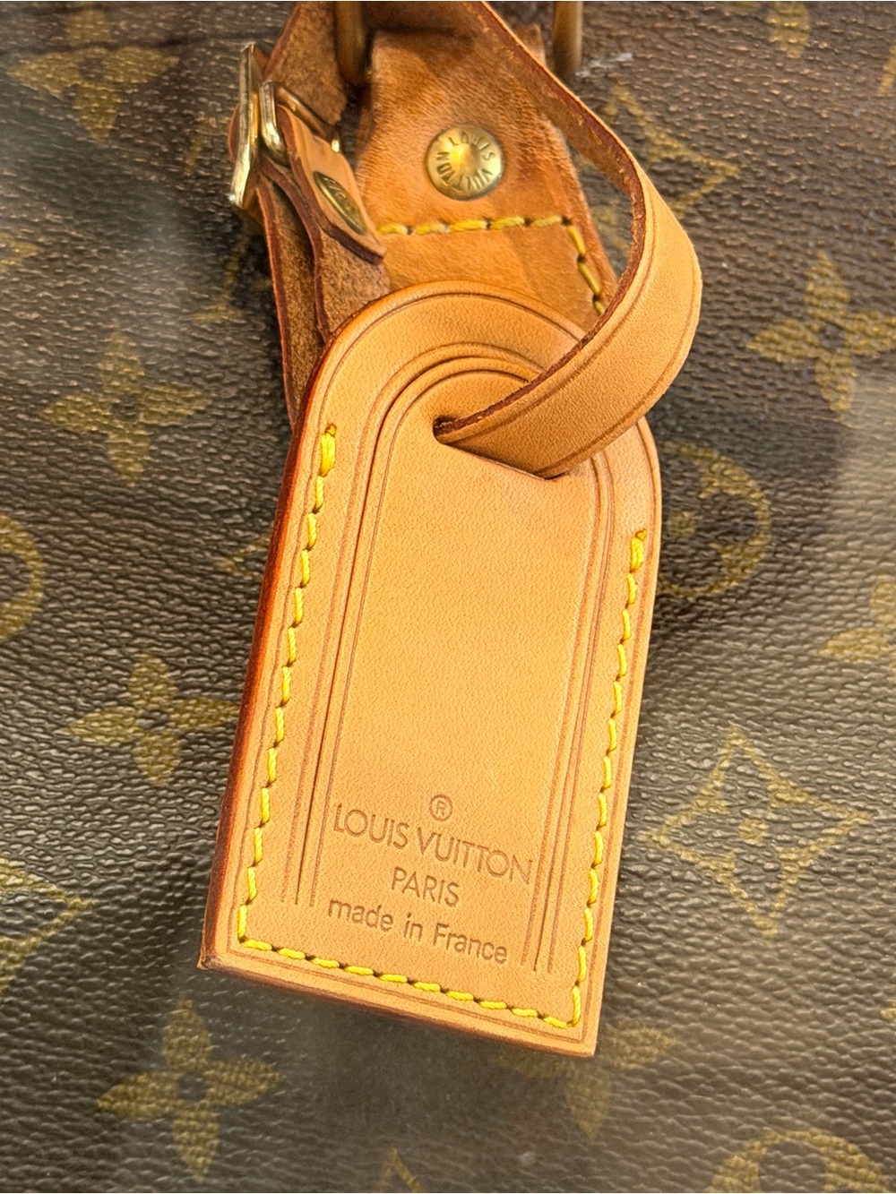 Louis Vuitton Brown Leather Tag 100% authentic